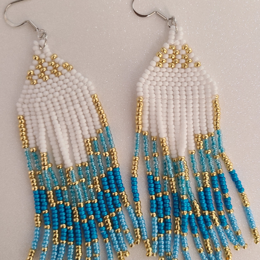 Handmade earrings( RESTOCKED) - Picture 6 of 9
